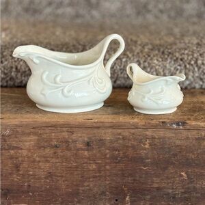 Lefton White creamers